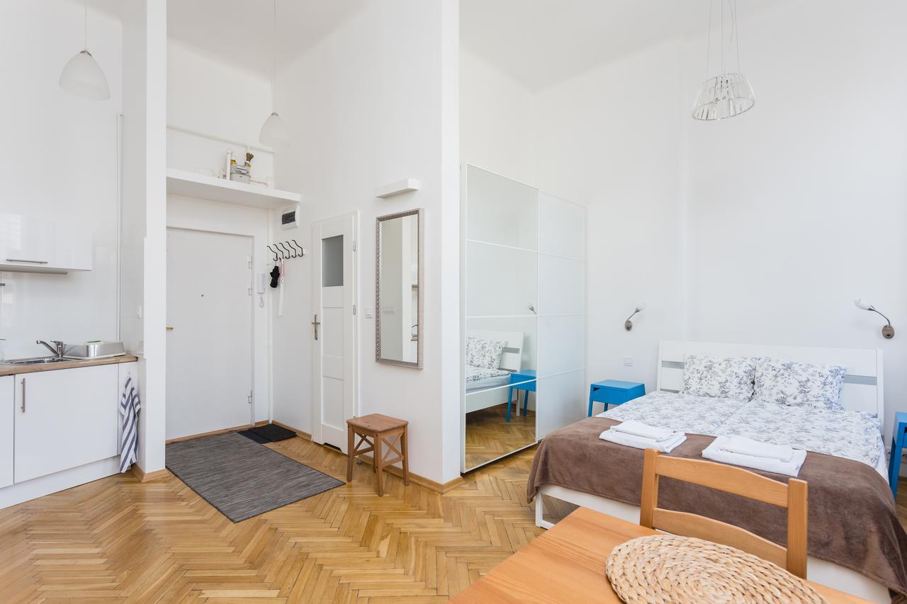 Latte Apartment Варшава Экстерьер фото